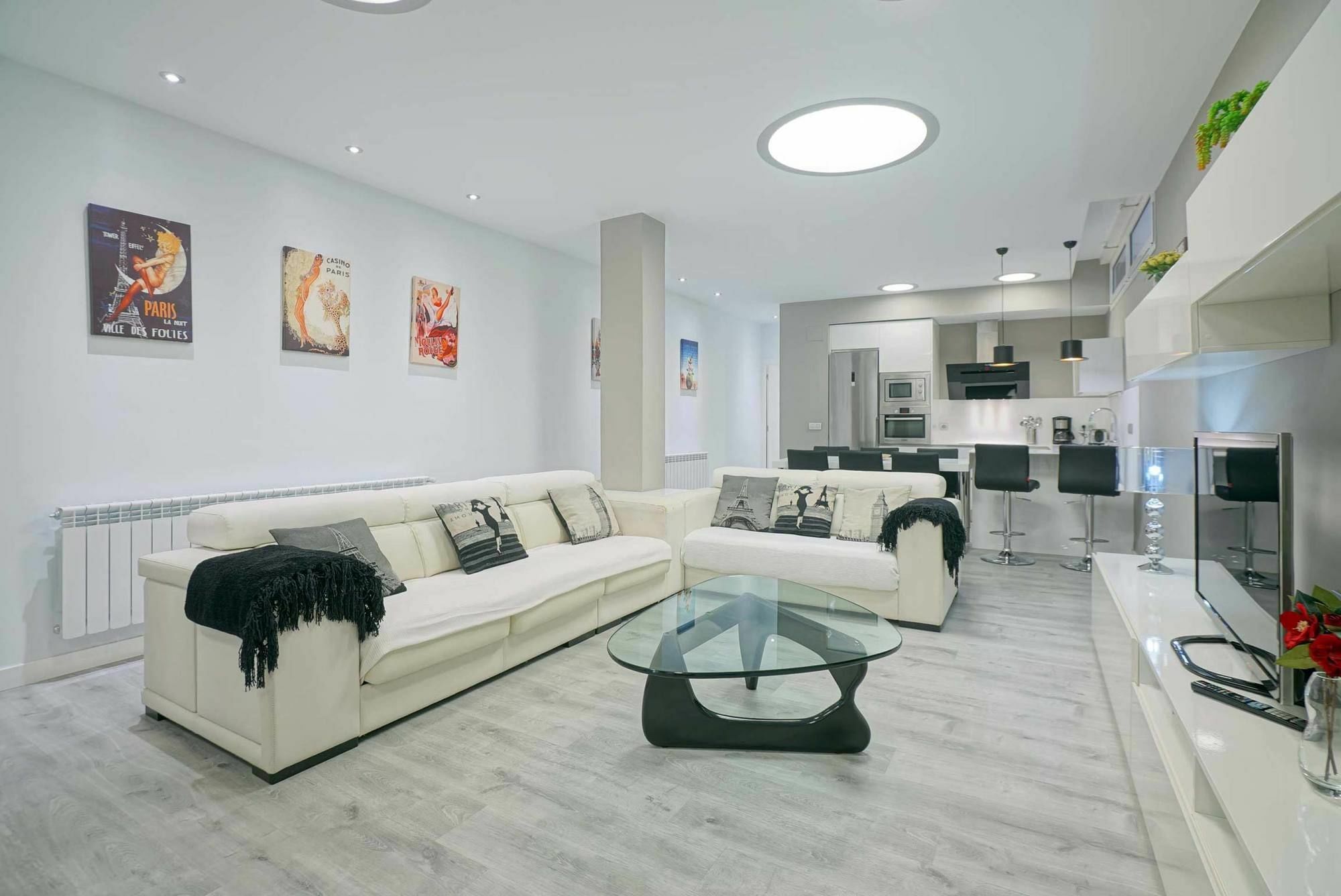 Apartamento Lagun Concha Beach Сан Себастиан Екстериор снимка